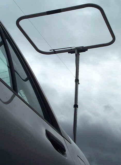 Halo antenna - on the car